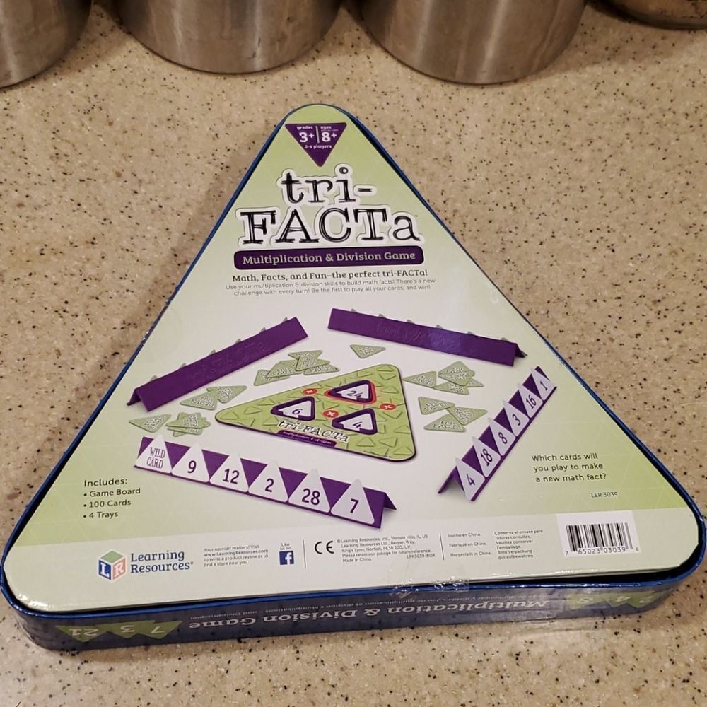 tri-FACTa Multiplication & Division Game NEW Homeschool - Picture 2 of 4